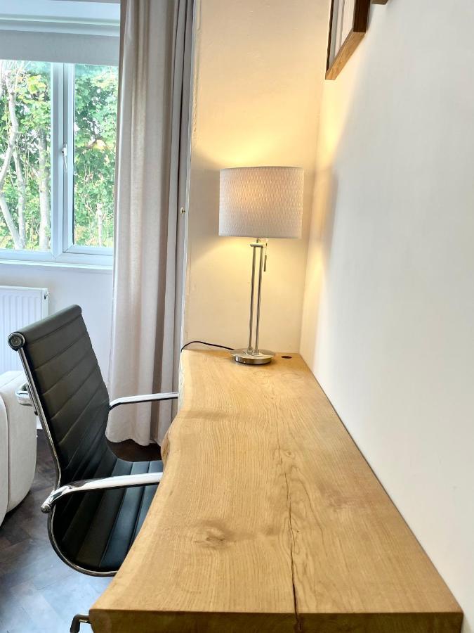 Newly Refurbished 2 Bedroom Apartment In South London Ngoại thất bức ảnh
