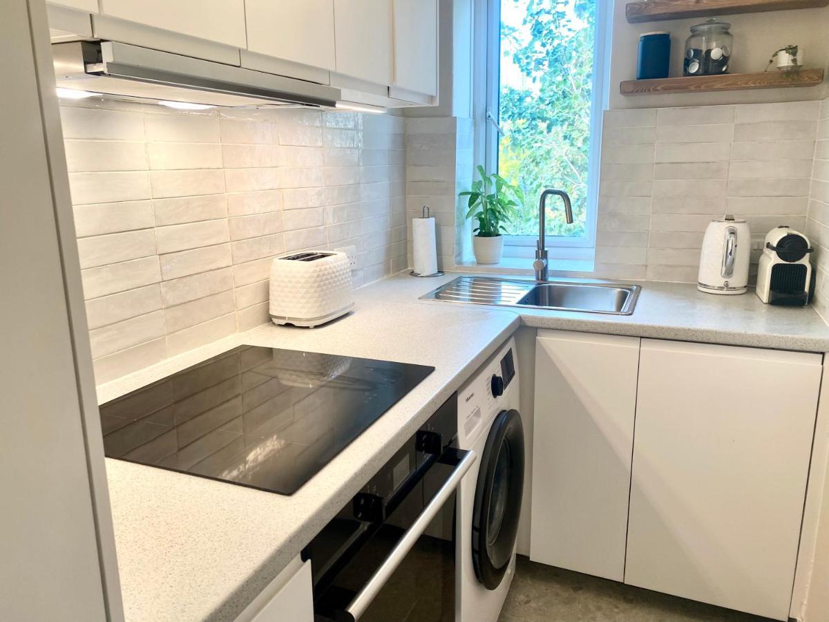 Newly Refurbished 2 Bedroom Apartment In South London Ngoại thất bức ảnh